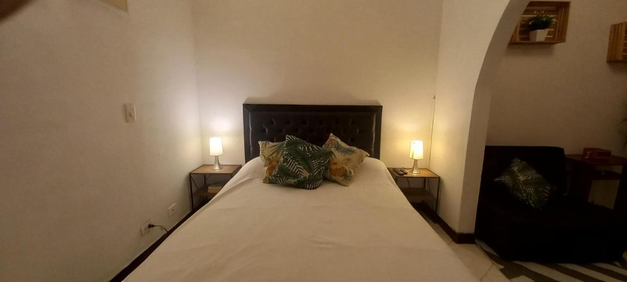 Apto Idoneo Para Descansar Muy Central En El Poblado Apartment เมเดยิน ภายนอก รูปภาพ